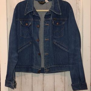 Wrangler blue jean jacket